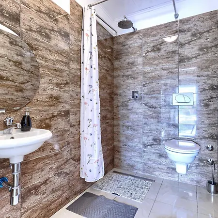 Ve-ma By Interhome *